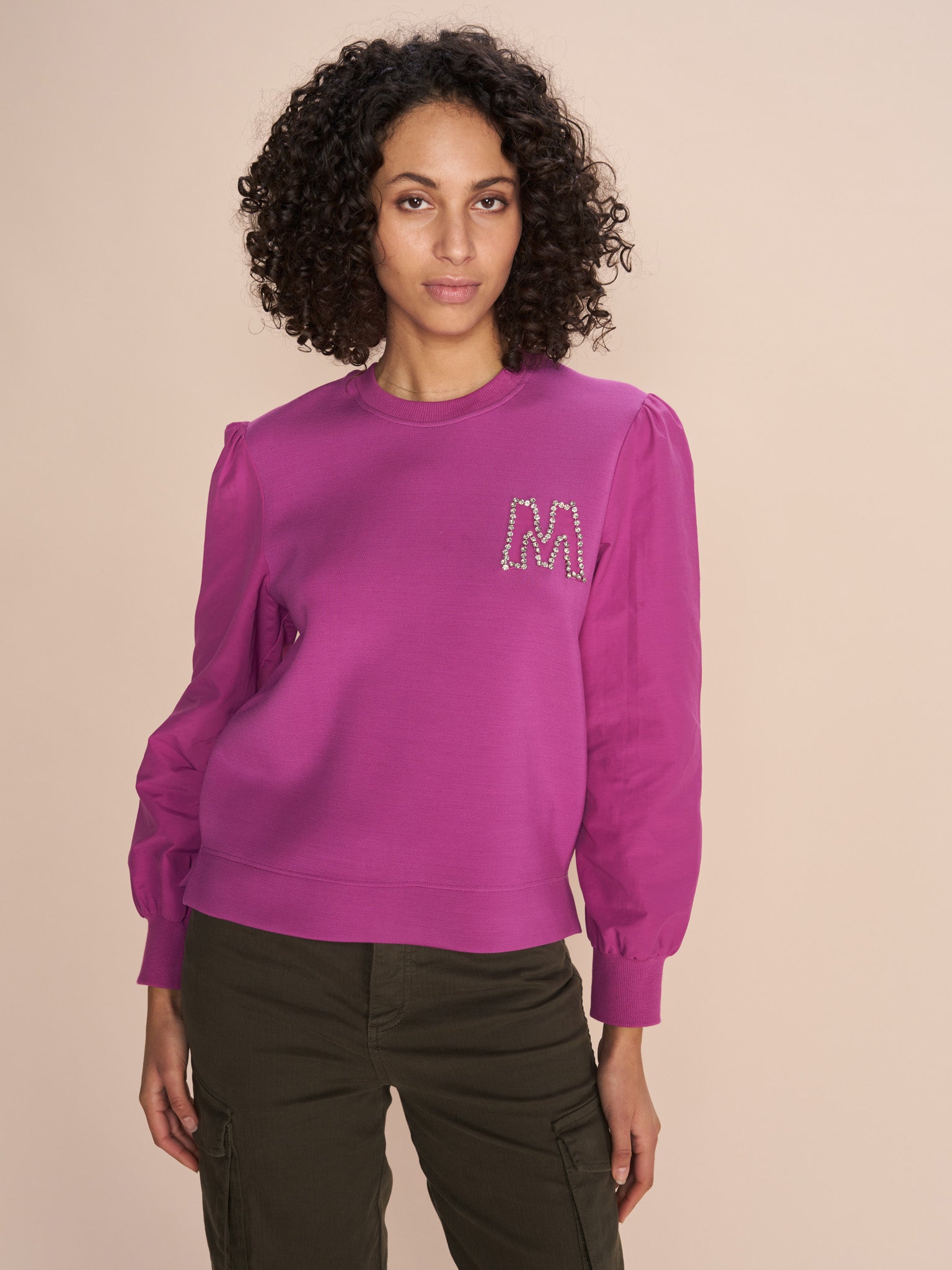 Modelshot / Vivid Viola / Detail